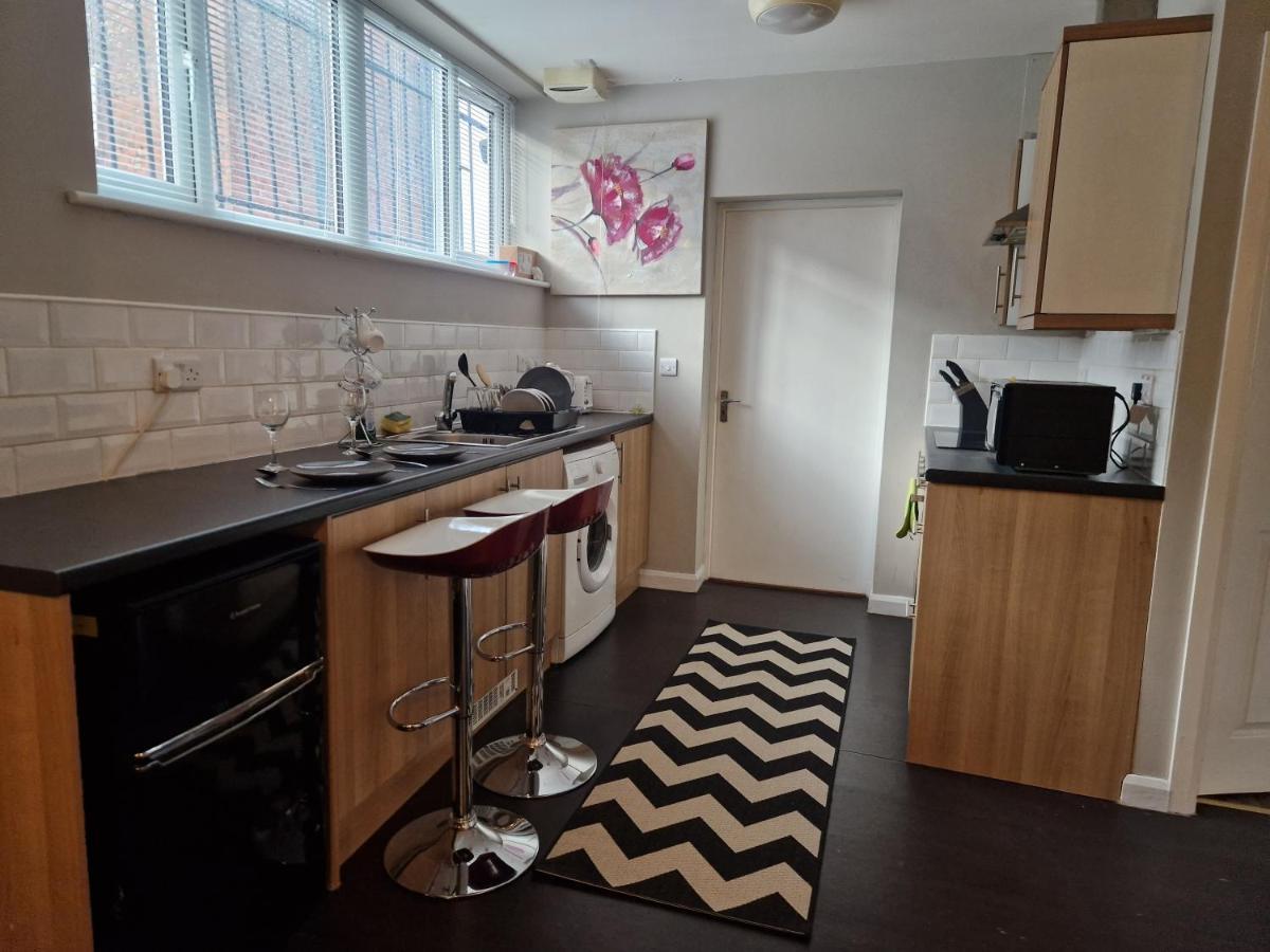 Primos Suite - Stylish 1 Bedroom In Wallsend نيوكاسل أبون تاين المظهر الخارجي الصورة